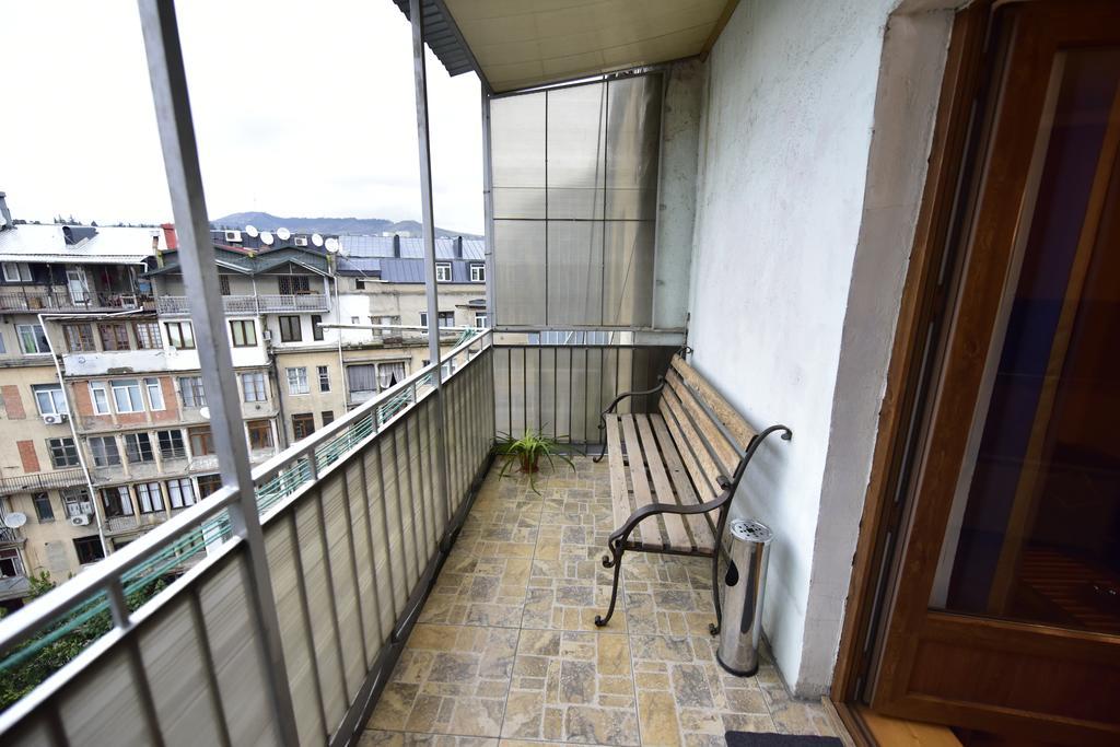 Tbilisi Art Apartment Esterno foto